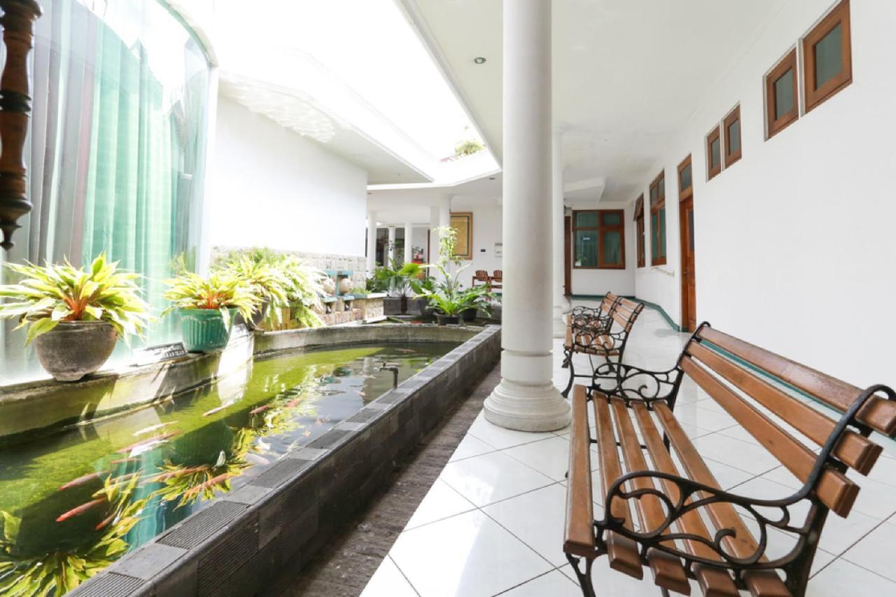 Reddoorz Syariah Near Alun Alun Magelang Bayeman Hotel Buitenkant foto